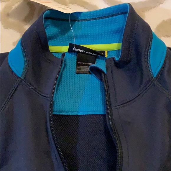 Under Armour zip up never worn - Picture 3 of 3